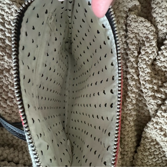 Brighton TC bag. In great condition. Zipper works great. - Picture 3 of 5